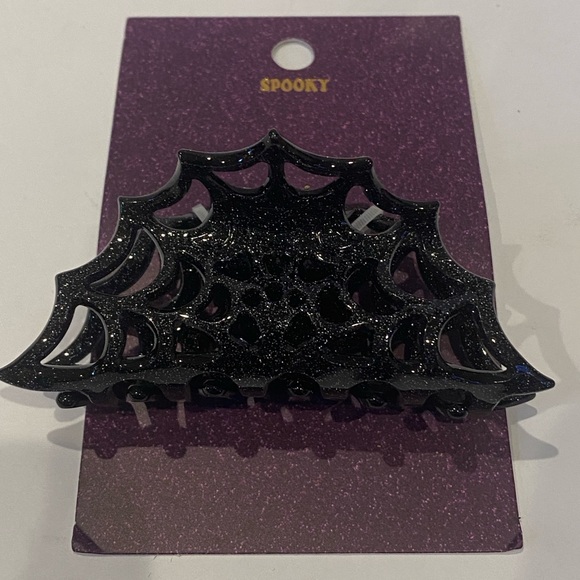 4-Piece Bundle of Halloween Spooky Spider and Spiderweb-Themed Accessories NWT - Picture 2 of 7